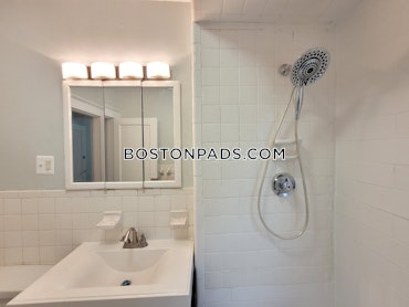 Boston - 4 Beds, 1 Baths