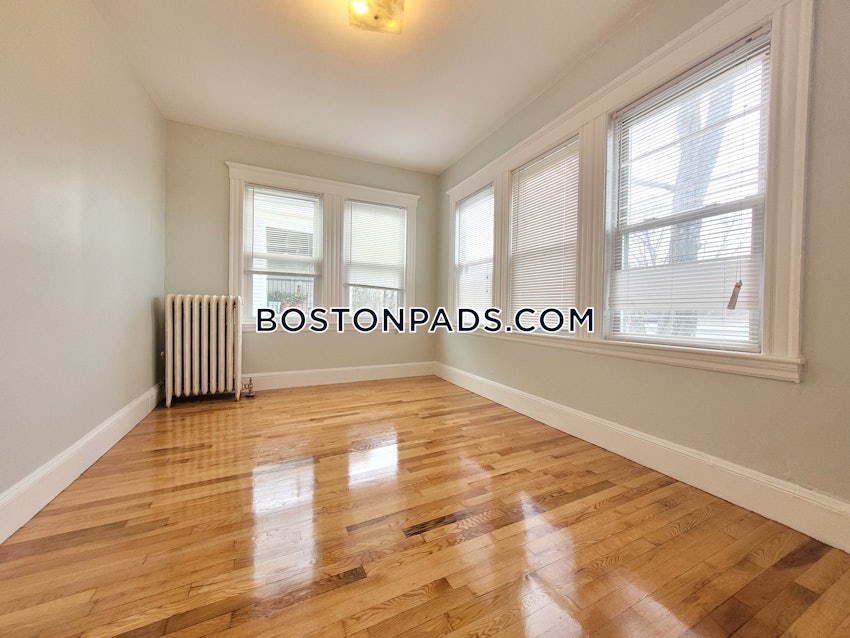 BOSTON - JAMAICA PLAIN - CENTER - 4 Beds, 1 Bath - Image 26