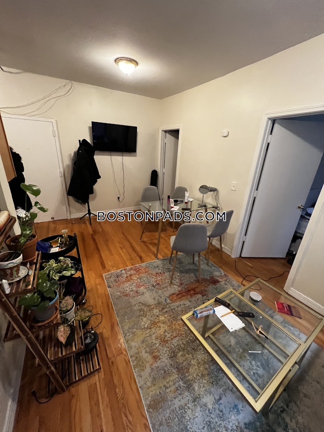 Boston - $3,400+ /mo