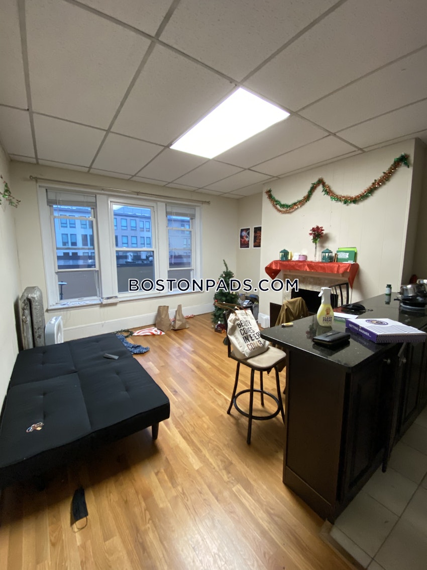 BOSTON - FENWAY/KENMORE - 2 Beds, 1 Bath - Image 12