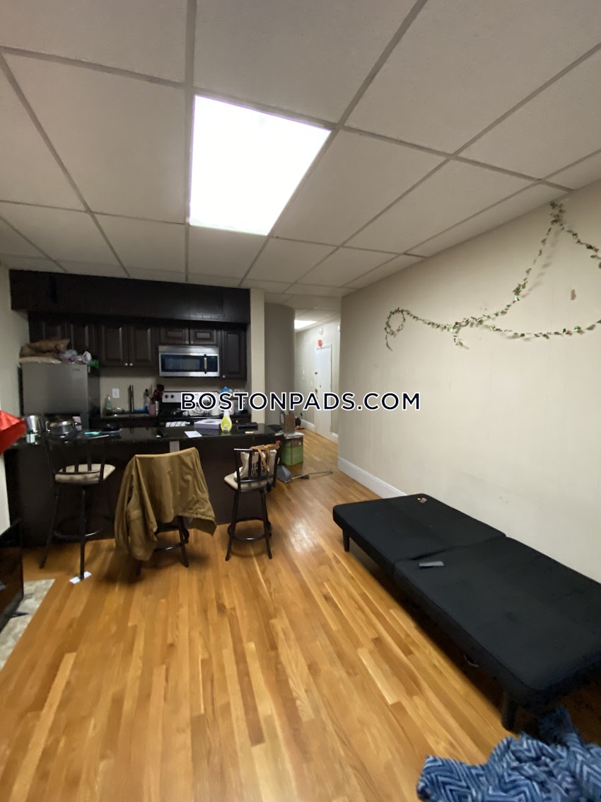 BOSTON - FENWAY/KENMORE - 2 Beds, 1 Bath - Image 11