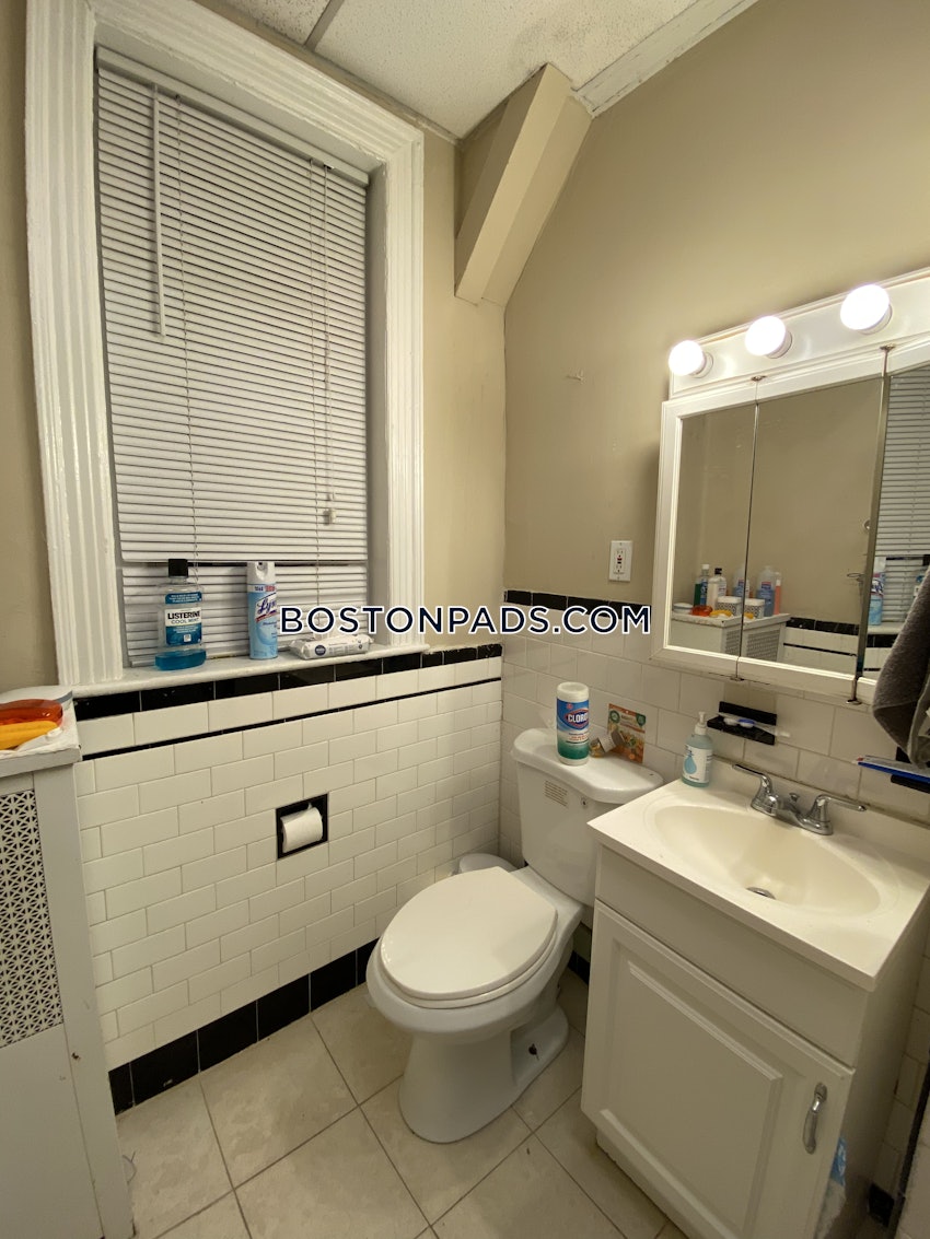 BOSTON - FENWAY/KENMORE - 2 Beds, 1 Bath - Image 16