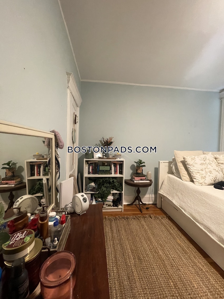 BOSTON - FENWAY/KENMORE - 2 Beds, 1 Bath - Image 3