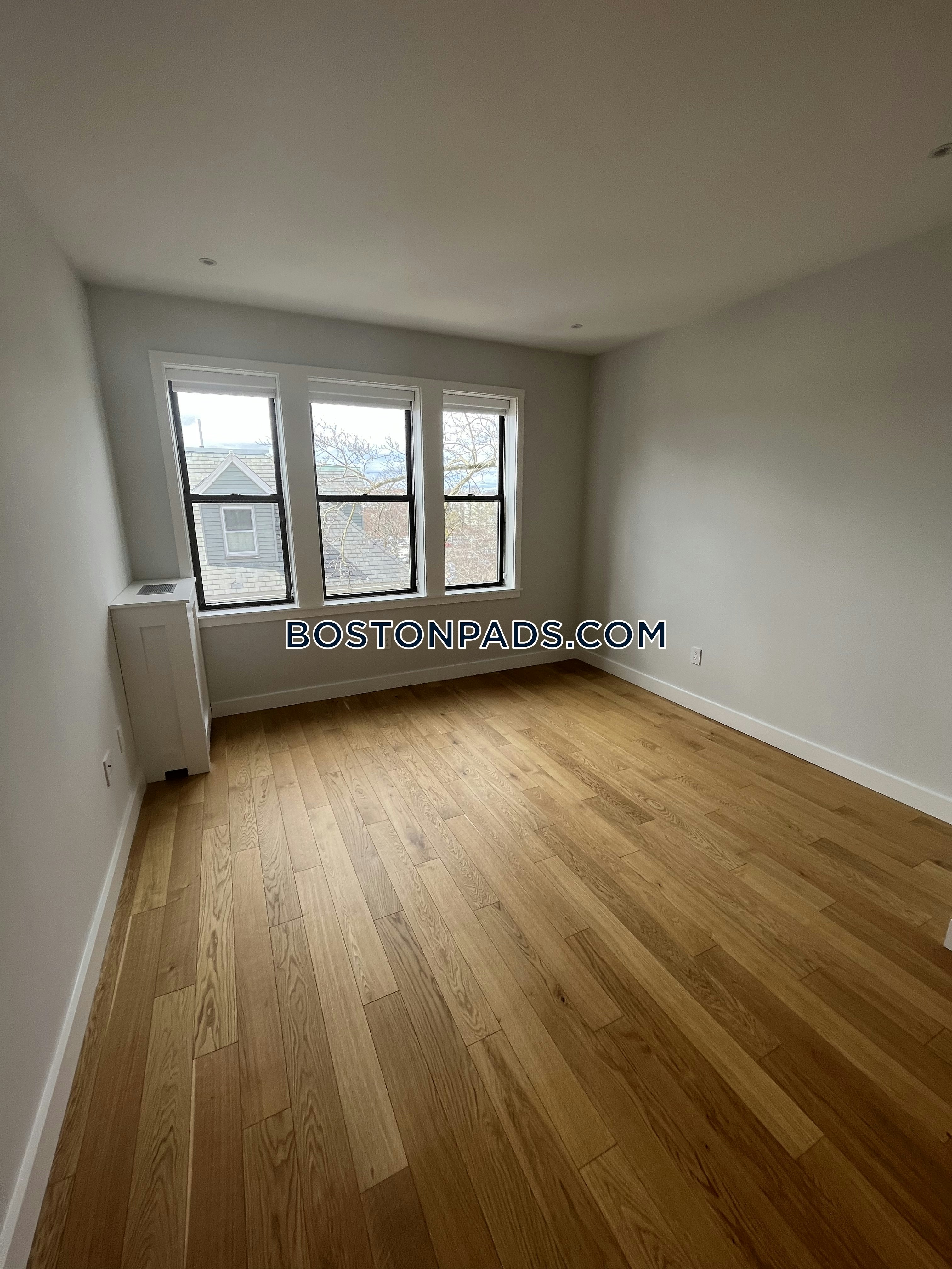 Boston - 1 Beds, 1 Baths