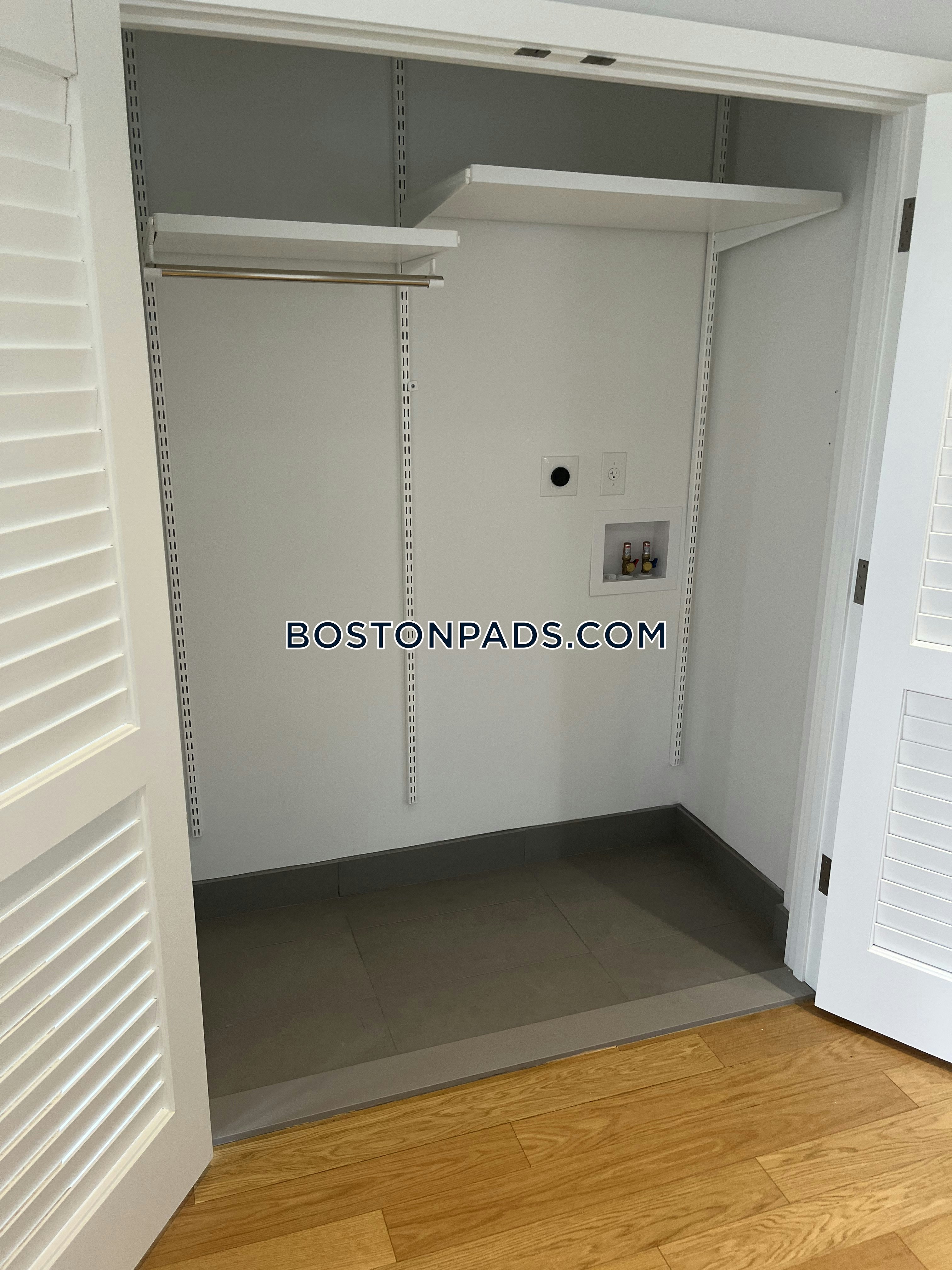 Boston - 1 Beds, 1 Baths