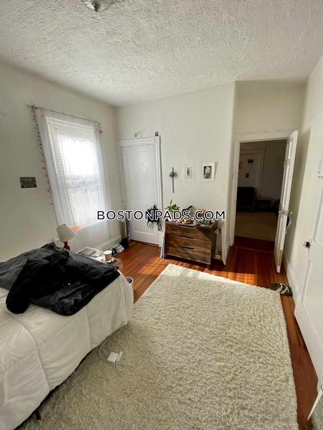 Boston - $3,975+ /mo