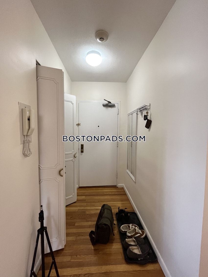 BROOKLINE- WASHINGTON SQUARE - 2 Beds, 2 Baths - Image 14