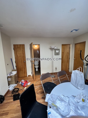 Boston - 3 Beds, 2 Baths