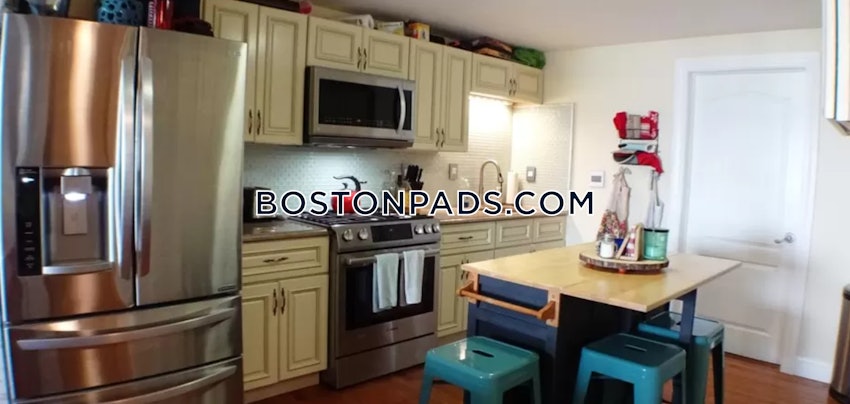 BOSTON - SOUTH BOSTON - ANDREW SQUARE - 3 Beds, 2 Baths - Image 1