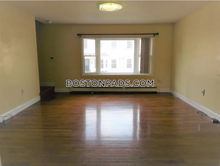 BOSTON - SOUTH BOSTON - ANDREW SQUARE - 3 Beds, 2 Baths - Image 5