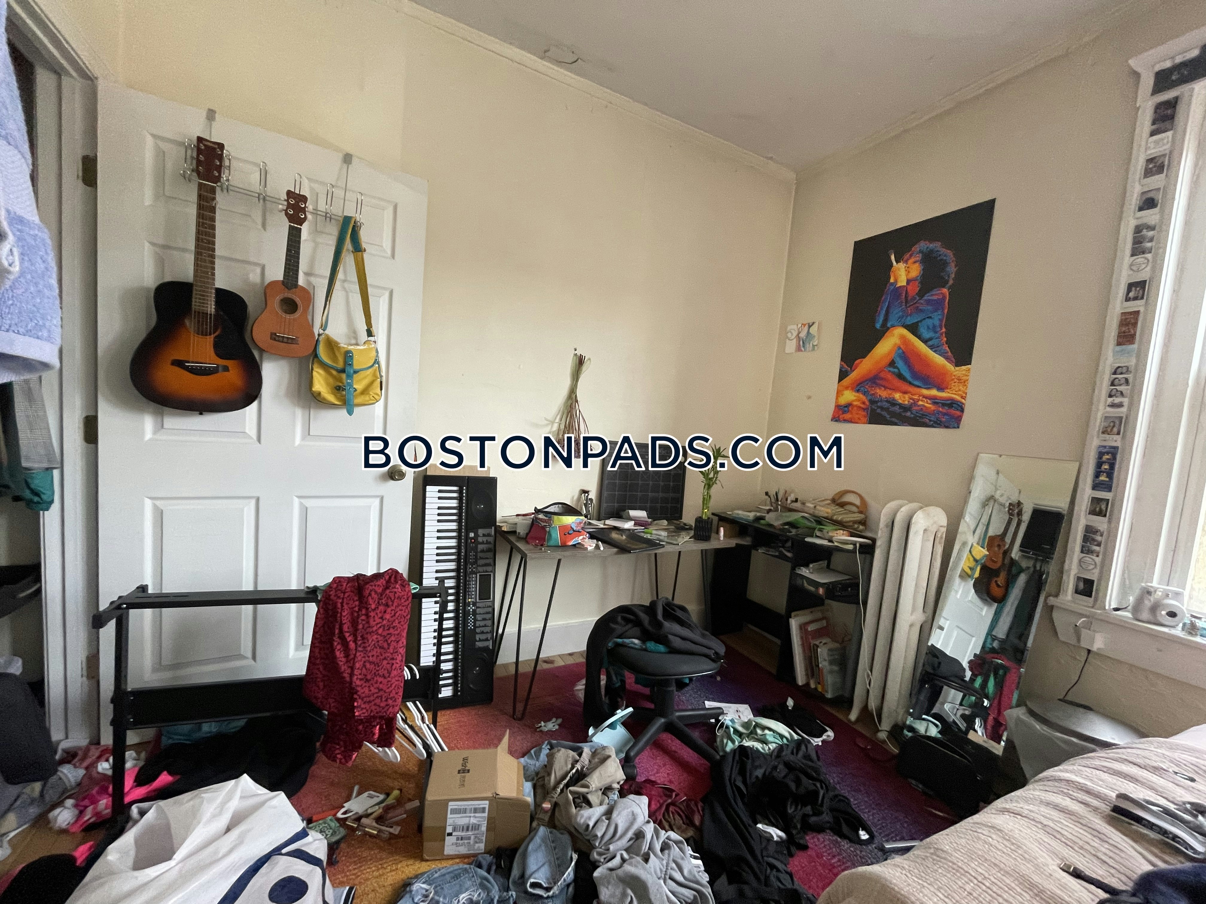 Boston University, Brookline, MA - 4 Beds, 1.5 Baths - $6,739 - ID#8012162