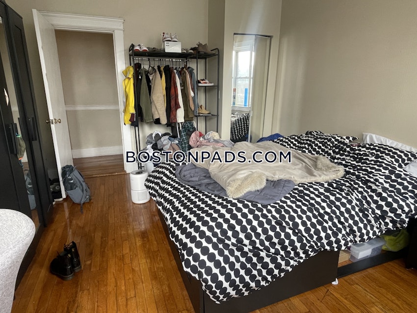 BOSTON - ALLSTON - 1 Bed, 1 Bath - Image 2