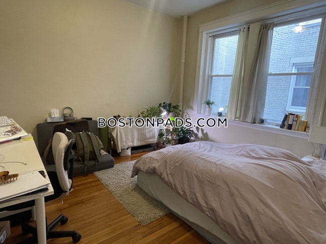 Boston - $3,120+ /mo