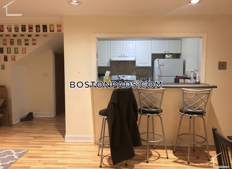 Pleasant St., Brookline