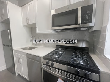 Boston - 2 Beds, 1 Baths