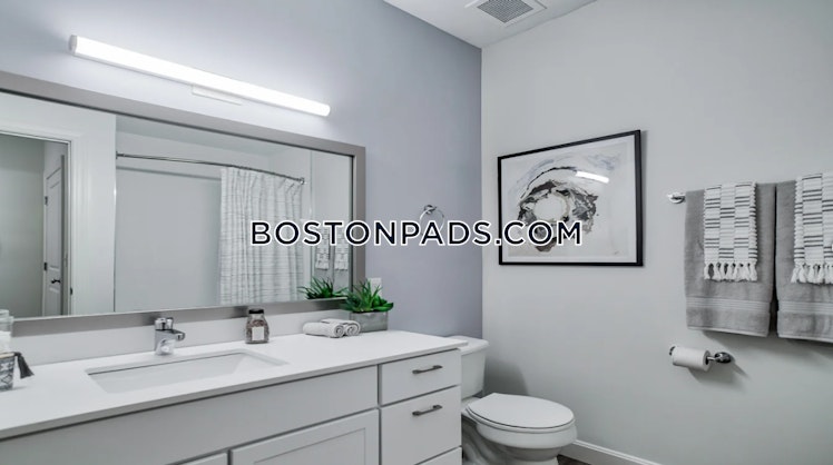 Island Hill Ave., Melrose