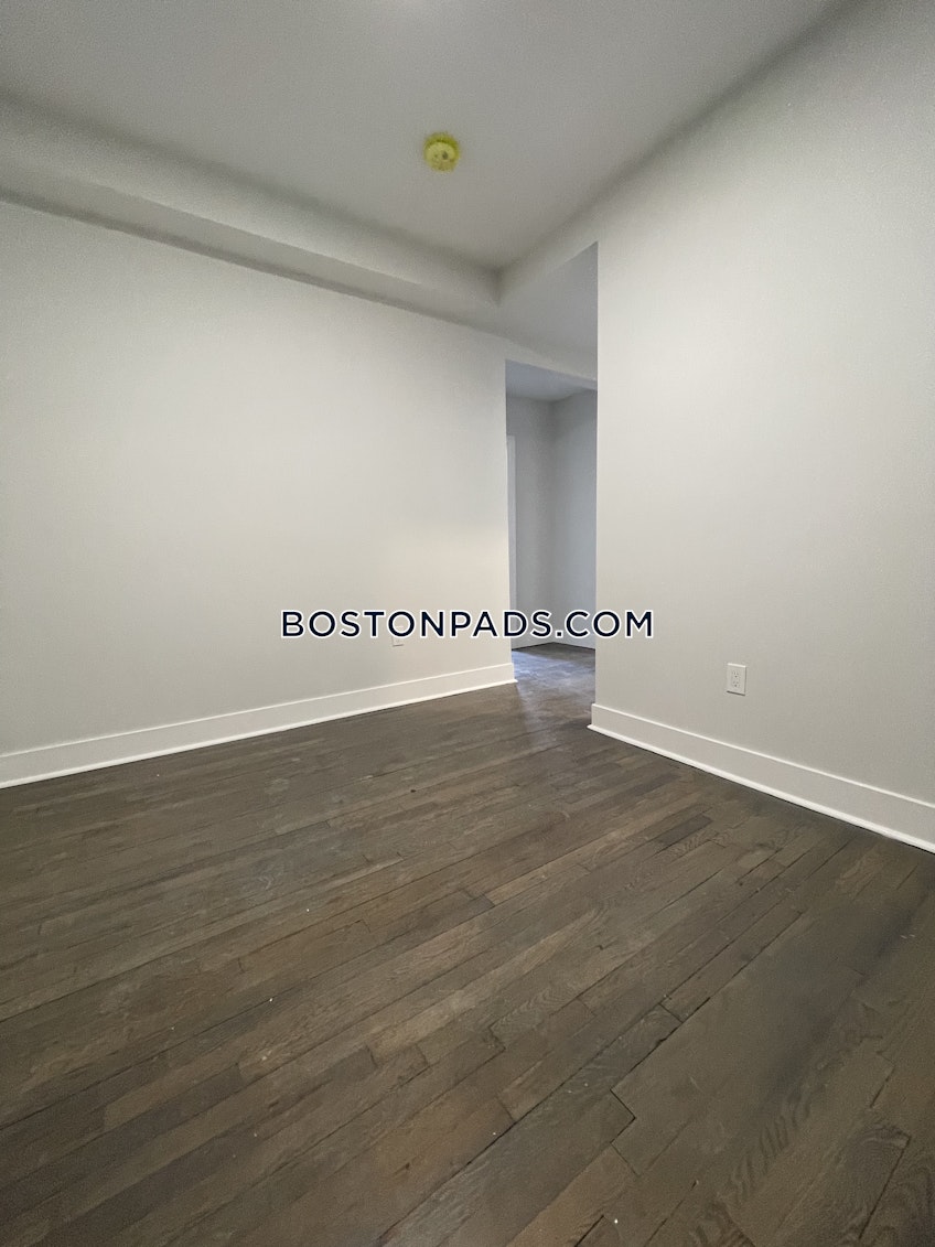 Boston - $4,050+ /month