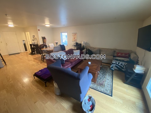 Raymond St. Boston photo 6