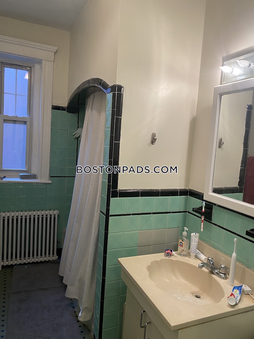 Brookline - $4,600+ /month