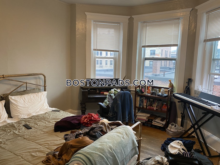 Boston - $4,100+ /month