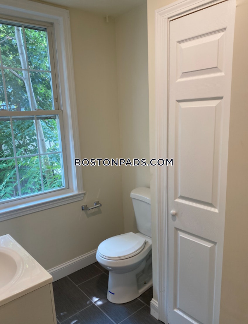 Boston - $2,600+ /month