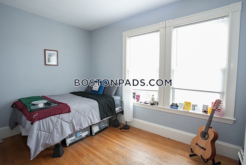 CAMBRIDGE - CENTRAL SQUARE/CAMBRIDGEPORT - 4 Beds, 1 Bath - Image 6