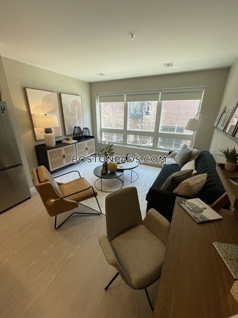 Charles St. Cambridge photo 41