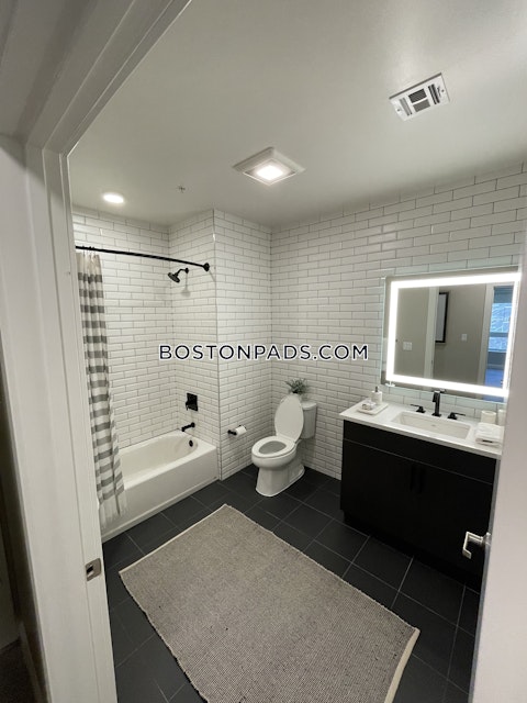 Charles St. Cambridge photo 35