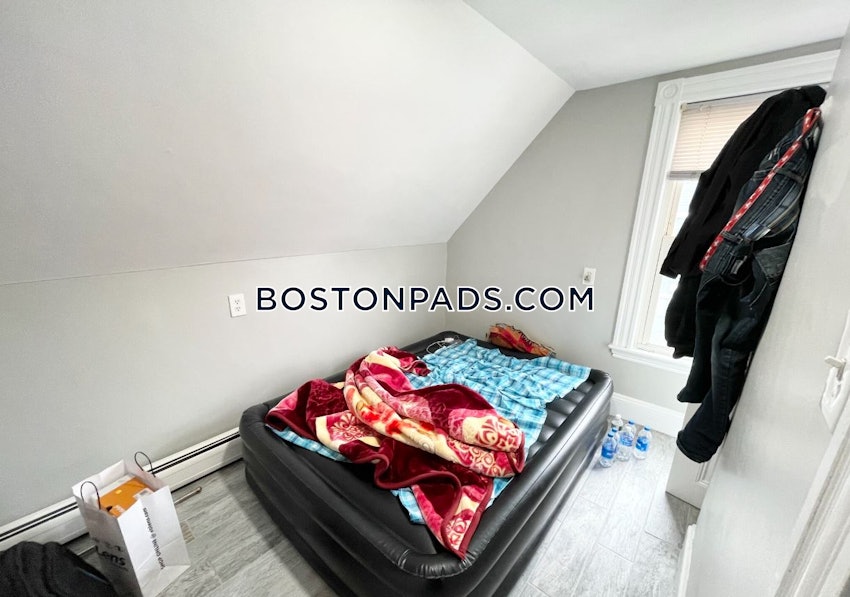 BOSTON - EAST BOSTON - EAGLE HILL - 6 Beds, 2 Baths - Image 10