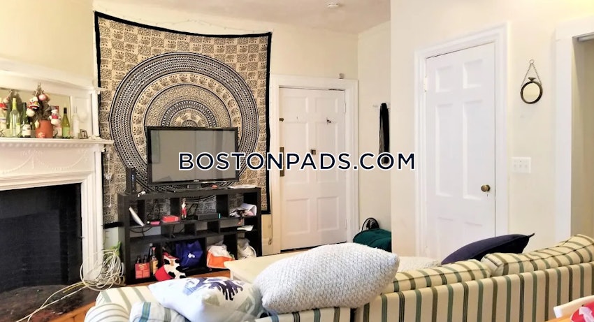 BOSTON - FENWAY/KENMORE - 3 Beds, 2 Baths - Image 14