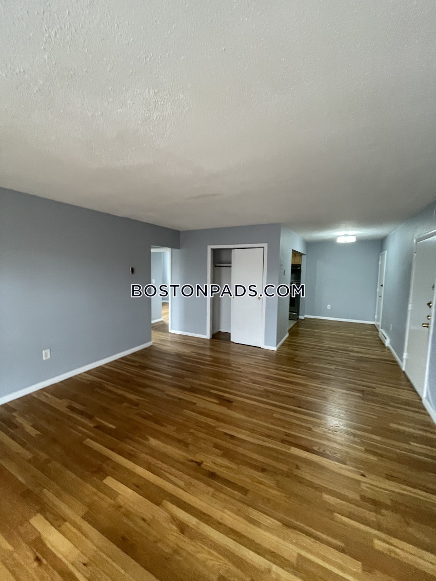 BOSTON - ROSLINDALE - 2 Beds, 1 Bath - Image 27