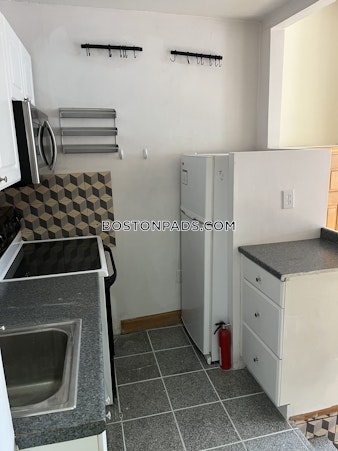 Massachusetts Ave Boston