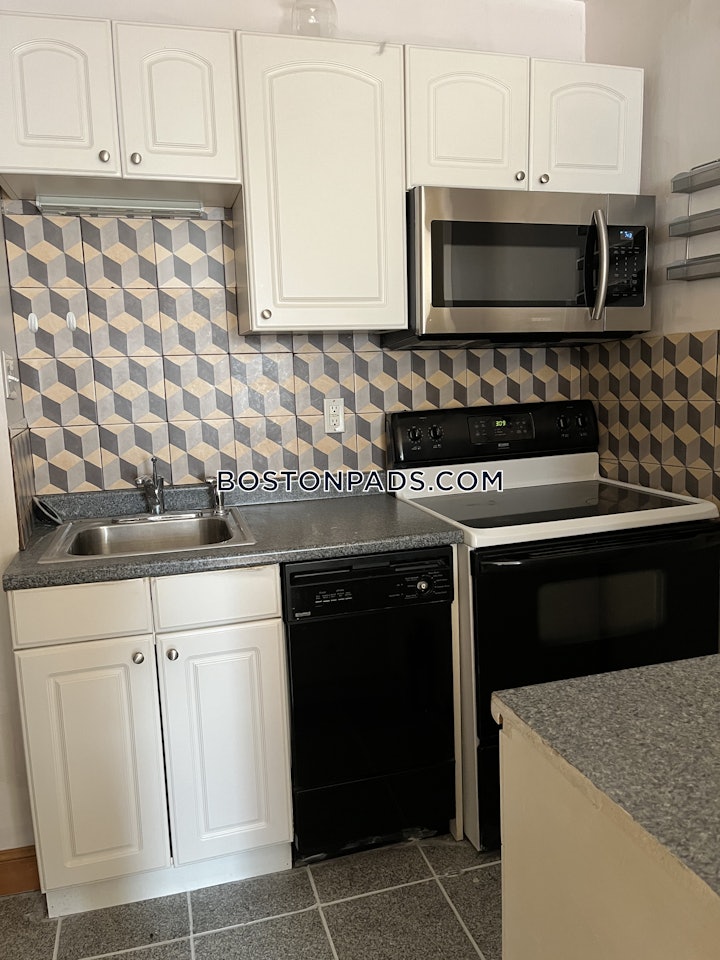 south-end-studio-1-bath-boston-2550-8011513 