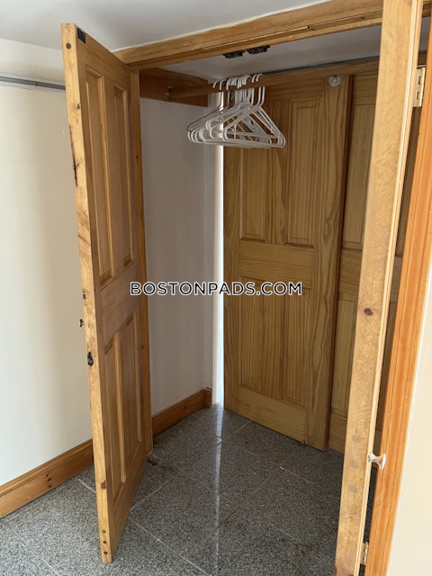 Massachusetts Ave Boston photo 6