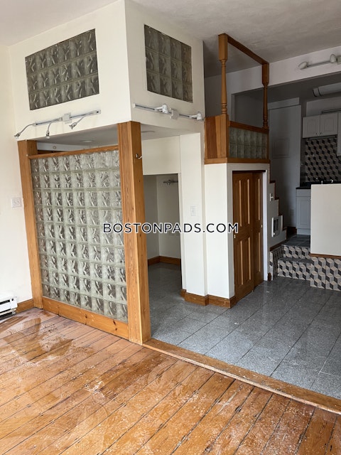 Massachusetts Ave Boston photo 5