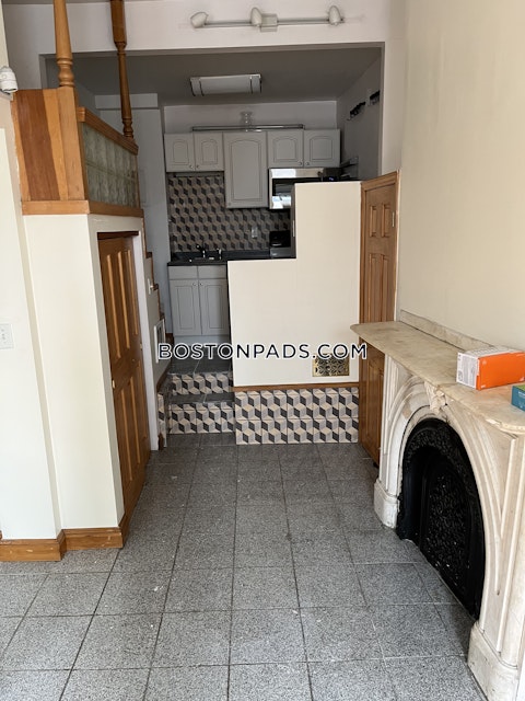 Massachusetts Ave Boston photo 4