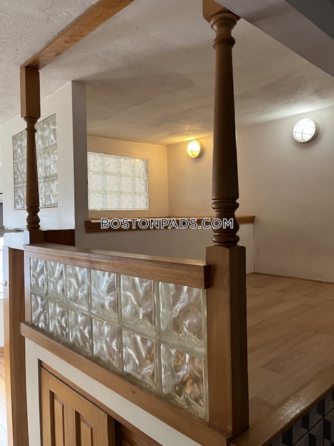 Massachusetts Ave Boston photo 2