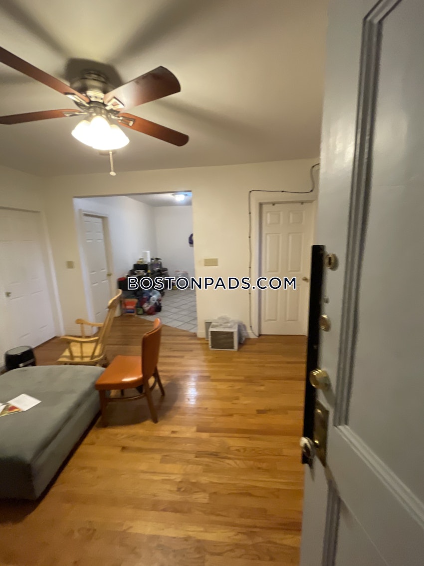 BOSTON - BRIGHTON- WASHINGTON ST./ ALLSTON ST. - 4 Beds, 2 Baths - Image 15