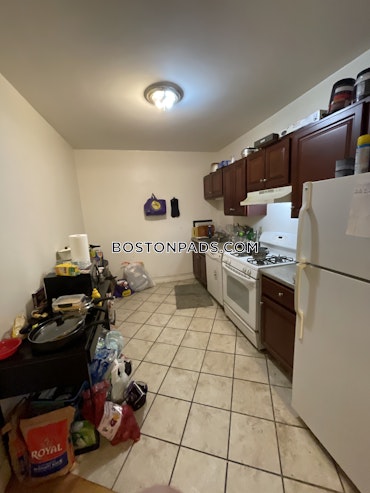 Boston - 4 Beds, 2 Baths