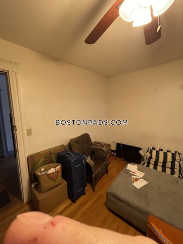 Boston - 4 Beds, 2 Baths