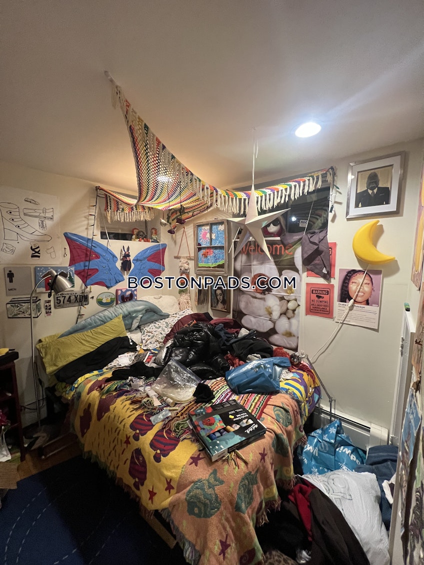 Boston - $3,600+ /month