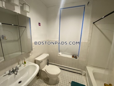 Boston - 2 Beds, 2 Baths