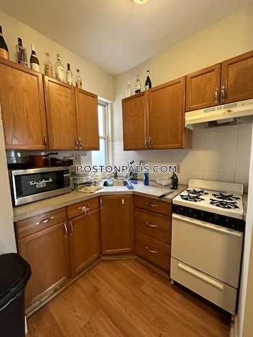 Boston - 2 Beds, 1 Baths