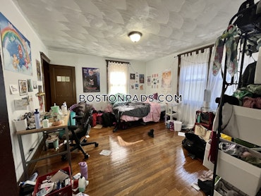 Boston - 3 Beds, 1 Baths