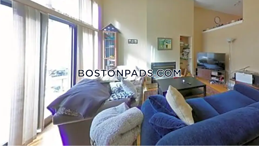 Boston - 3 Beds, 2 Baths