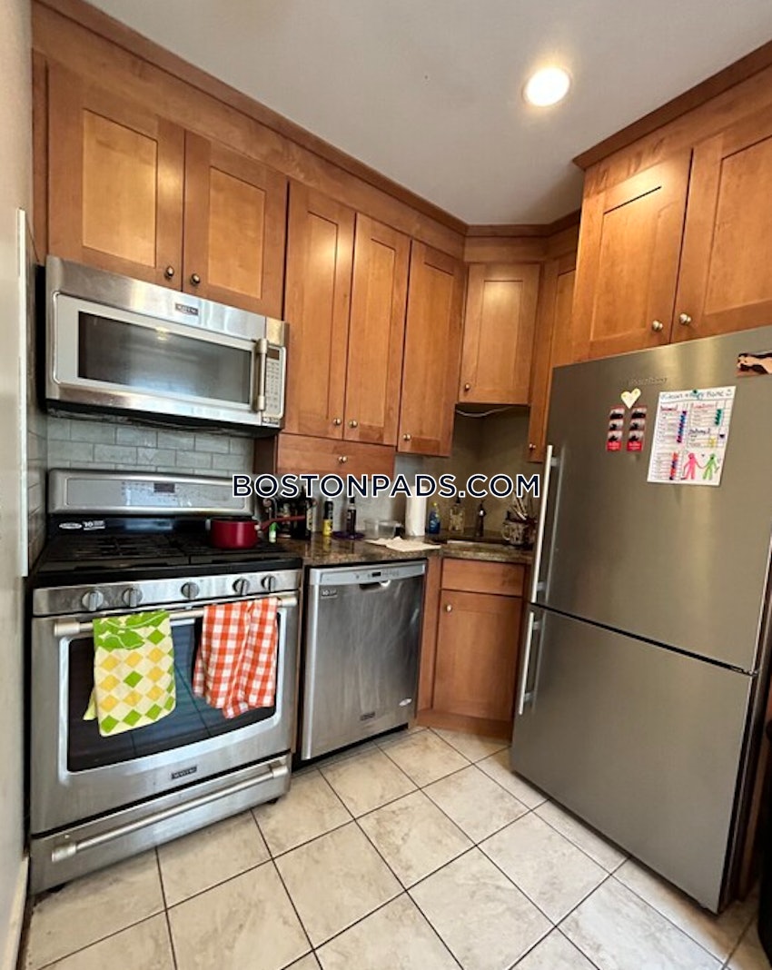 BOSTON - ALLSTON/BRIGHTON BORDER - 2 Beds, 1 Bath - Image 2