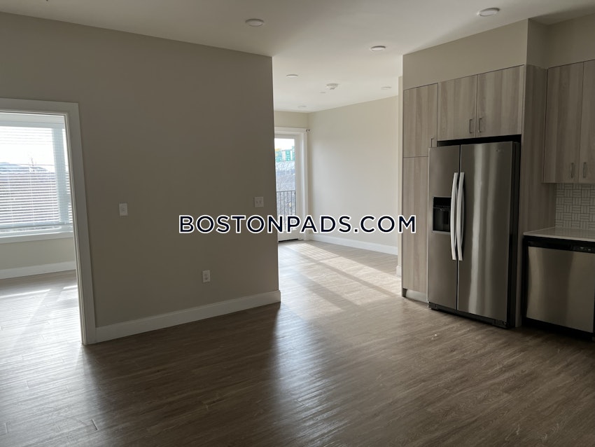 BOSTON - EAST BOSTON - BREMEN ST. PARK/AIRPORT STATION - 3 Beds, 2 Baths - Image 14