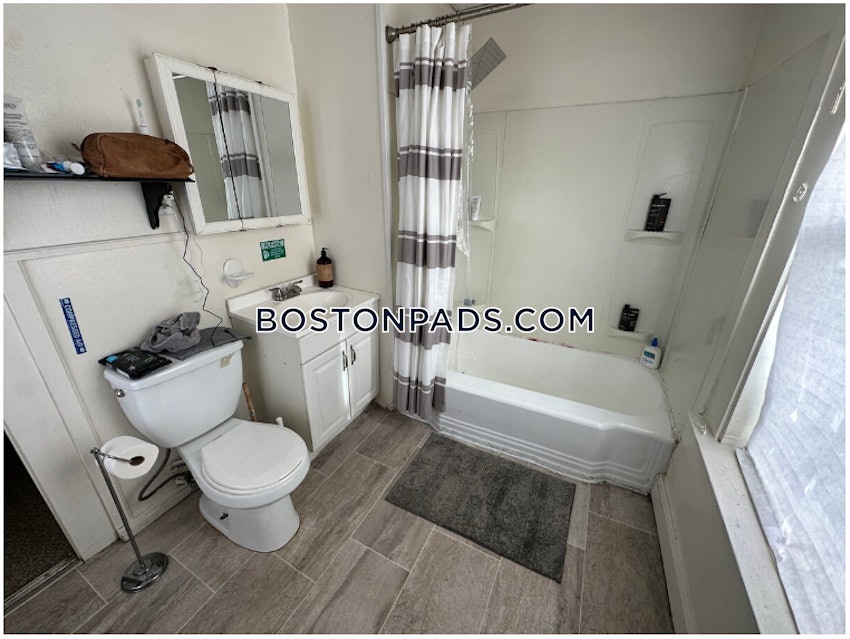 BOSTON - SOUTH BOSTON - ANDREW SQUARE - 3 Beds, 1 Bath - Image 29