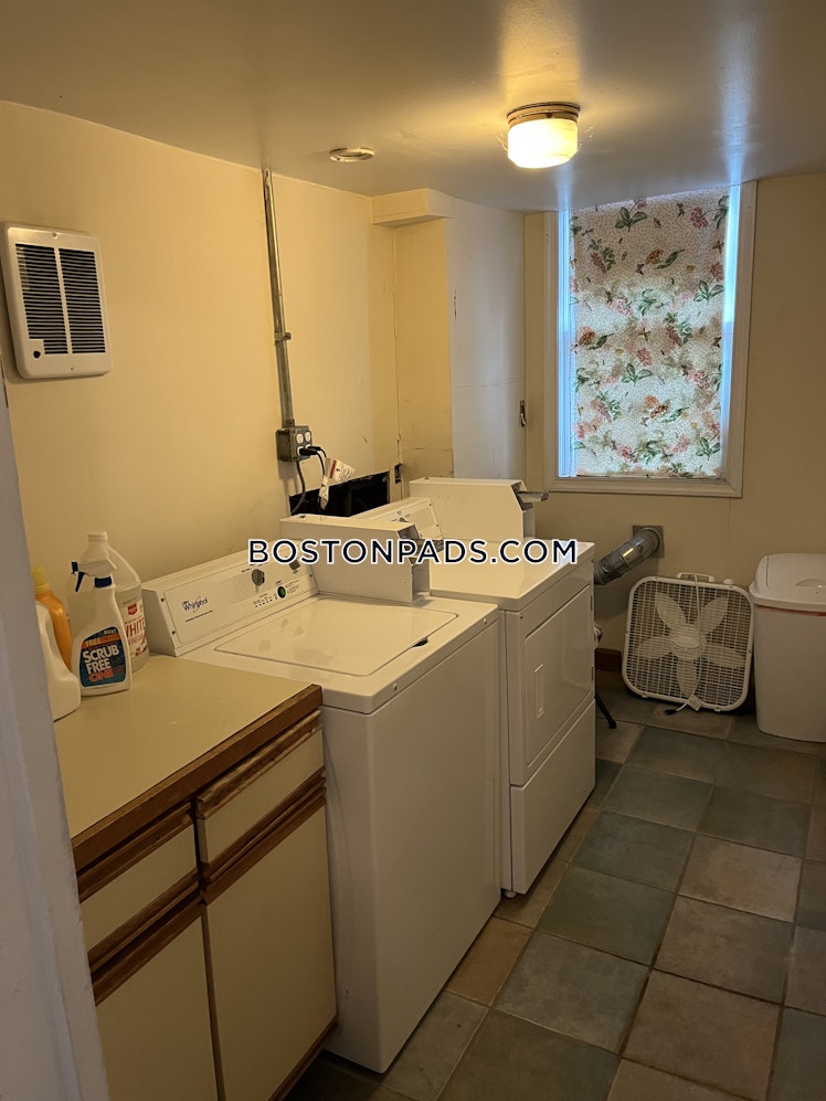 Winthrop Rd., Brookline