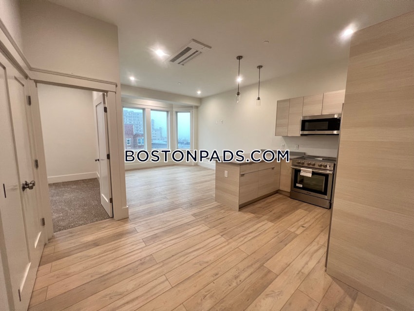 REVERE - 1 Bed, 1 Bath - Image 8